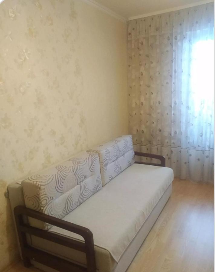 Квартира В Районі Автовокзалу Поряд Обллікарня 리우네 외부 사진